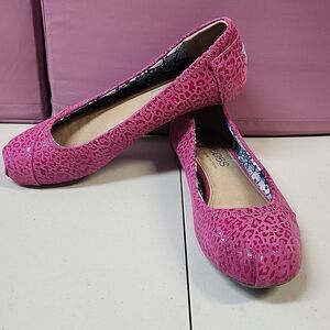 Bobs From Skechers 7.5 Pink Leopard Flats